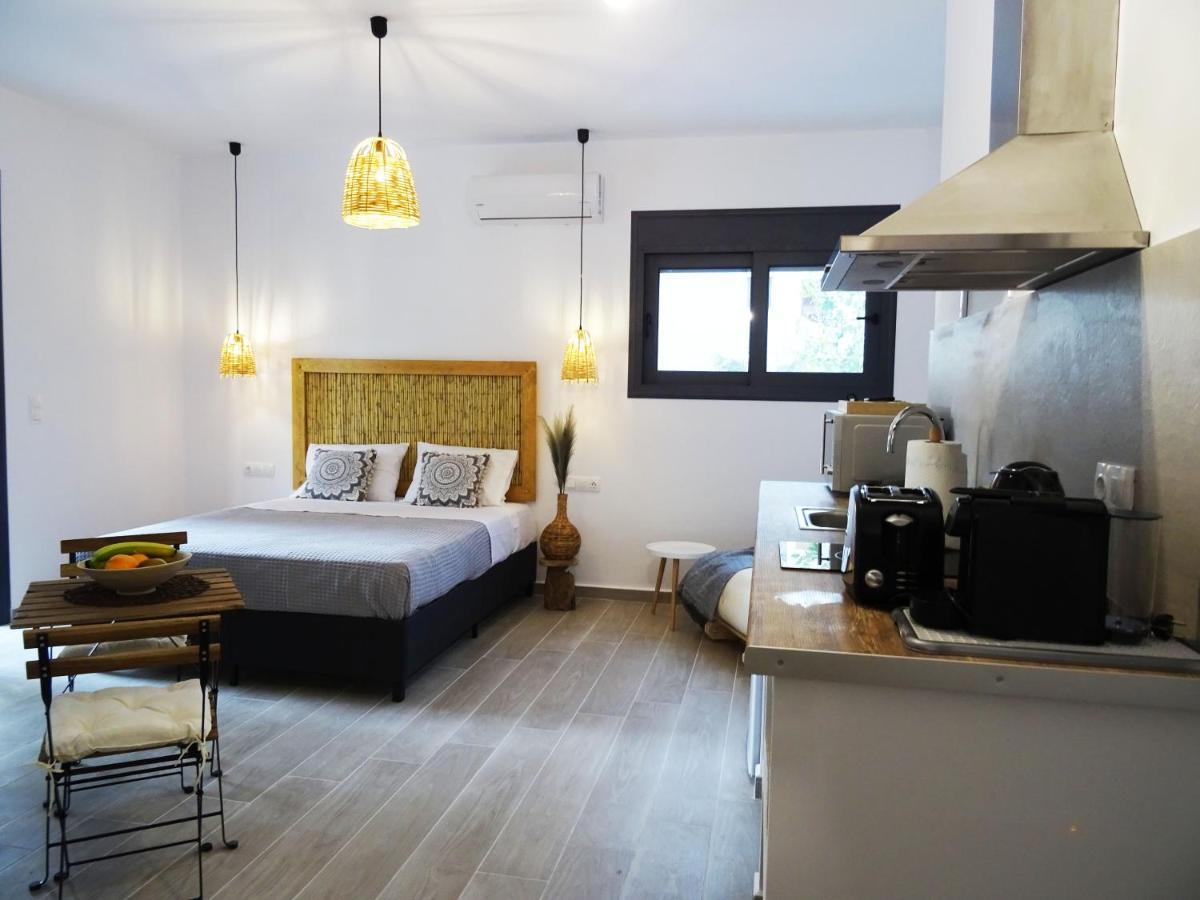 Callas Residence เอียลิซอส ภายนอก รูปภาพ